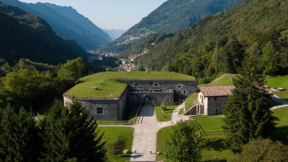 Fort-Larino.jpg
